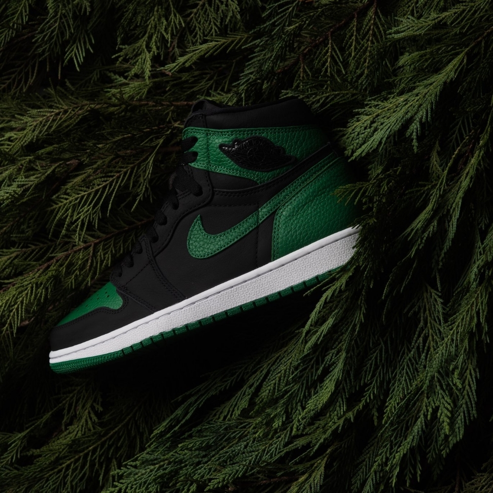 (SOLD) Air Jordan 1 Retro High Pine Green - Picture 5 of 6